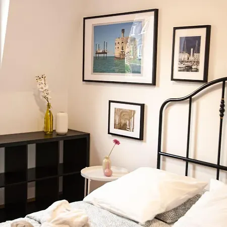 Maison De Moderne En Plein Coeur De *