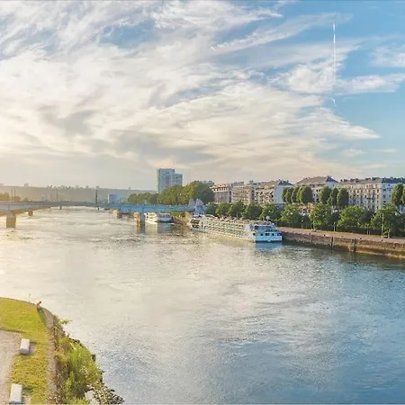 Maison De Moderne En Plein Coeur De Dom wakacyjny
