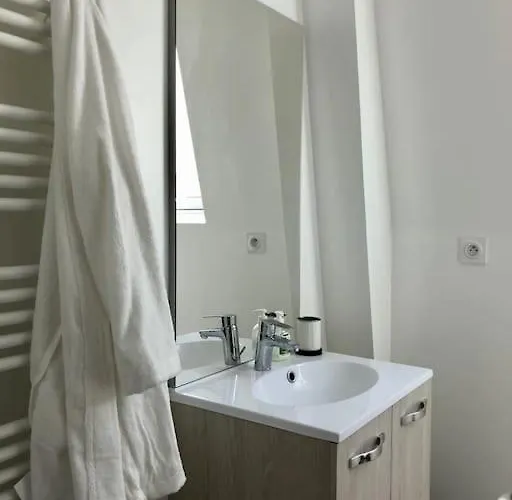 Dom wakacyjny Maison De Moderne En Plein Coeur De