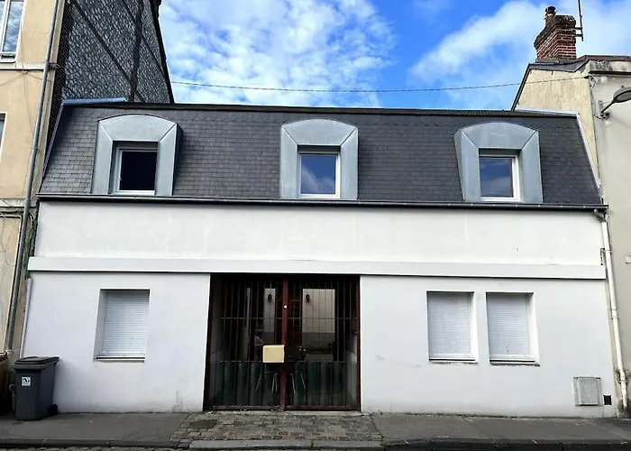 Maison De Moderne En Plein Coeur De Holiday home *